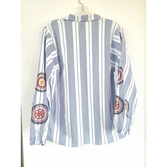 Nic & Zoe Embroidered Blue Beachy Striped Tomato Girl MEDIUM Button UP Shirt - Picture 7 of 7